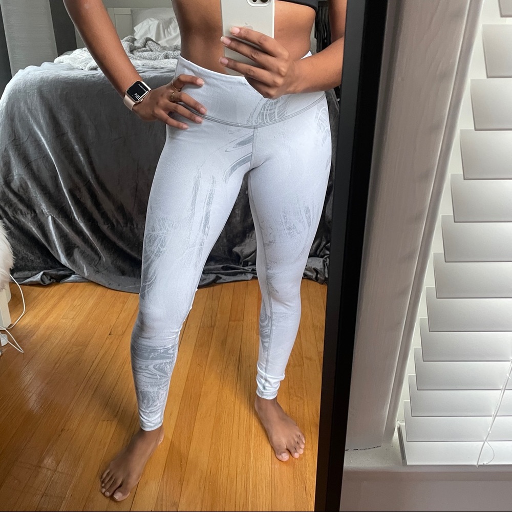 Alo Yoga Leggings